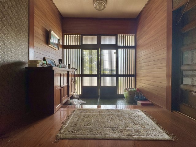 那珂市中台中古戸建の玄関