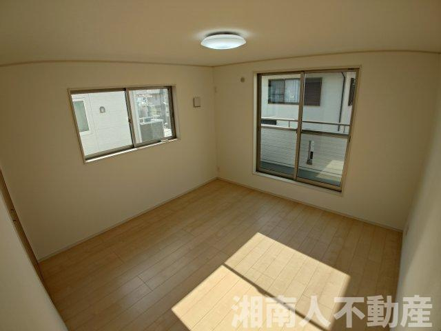 平塚市田村6丁目 中古戸建の洋室|ゆったりした洋室です