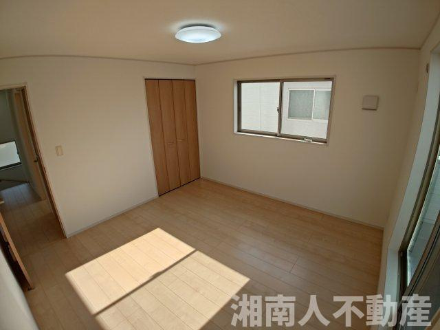平塚市田村6丁目 中古戸建の洋室|ゆったりした洋室です