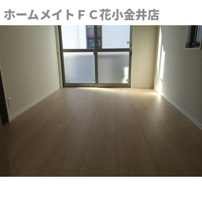 【居間・リビング】 | ＬＵＭＩＥＲＥ | 居間です