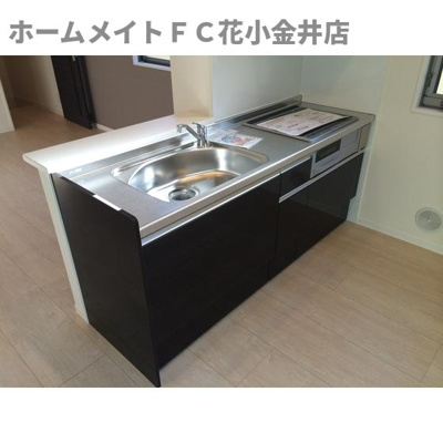 【キッチン】 | ＬＵＭＩＥＲＥ | コンパクトなキッチンで掃除もラクラク