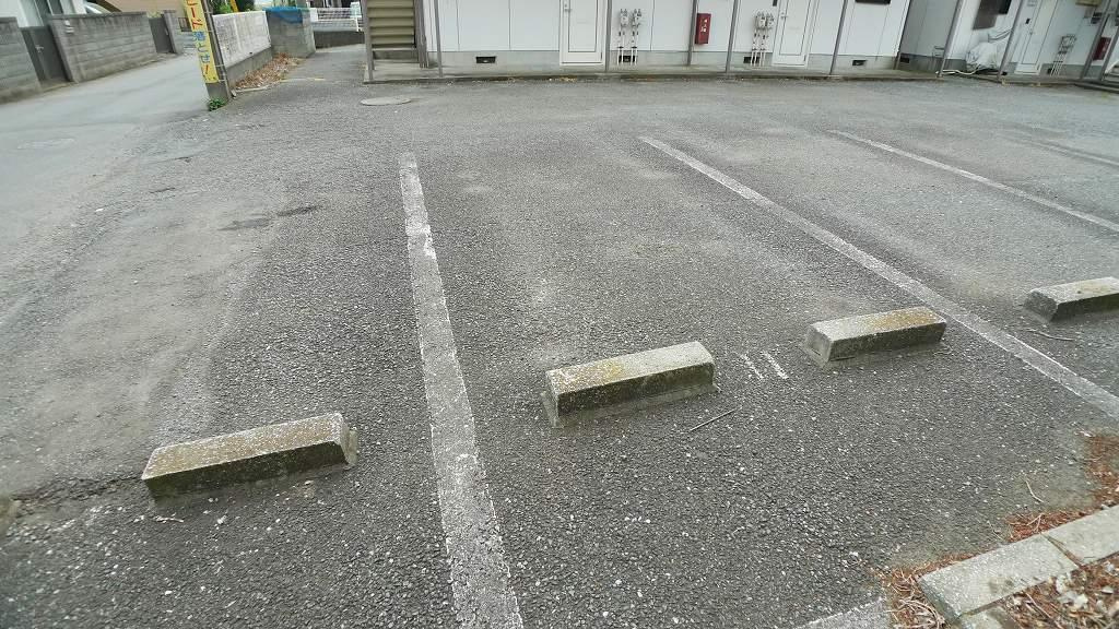 ガーデンハウスＡ棟の駐車場