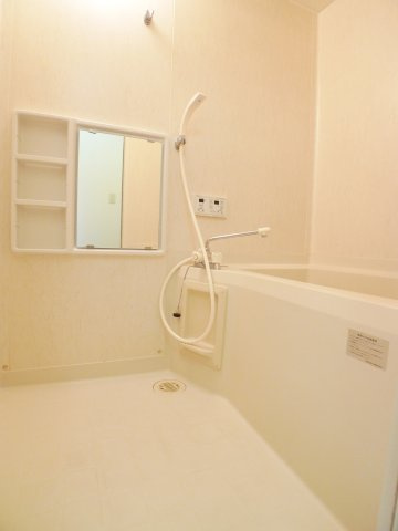 ガーデンハウスＡ棟の浴室