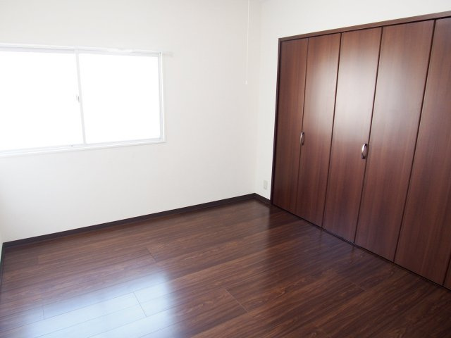 サンライズ通東町【キャッシュバック対象物件】の寝室