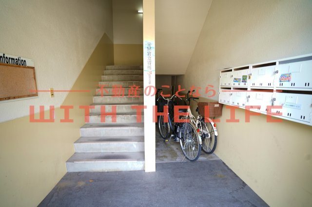 サンライズ通東町【キャッシュバック対象物件】のエントランス|清潔なエントランスです