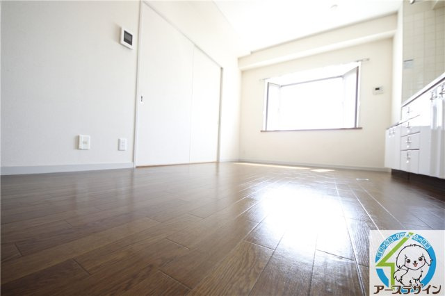 ホワイトスワン明石の居間・リビング|※類似写真