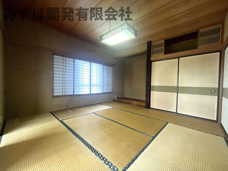 東根市温泉町1-13-1の和室|1階の和室８帖です。
