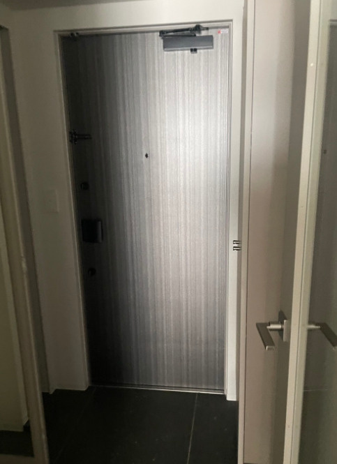 Live Flat六甲桜口の玄関