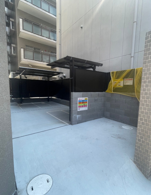 Live Flat六甲桜口の駐車場