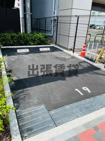 仲介手数料0円ラフィシア上前津の駐車場