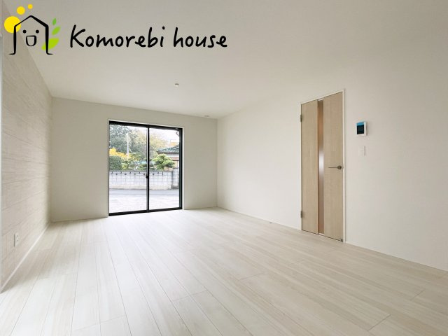 比企郡川島町中山　11期　新築一戸建て　グラファーレ　03の居間・リビング|11/25　撮影