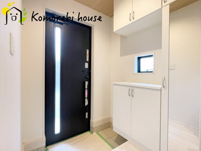 比企郡川島町中山　11期　新築一戸建て　グラファーレ　03の玄関|11/25　撮影