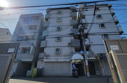 イースト阪南の外観