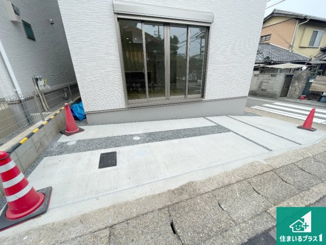 京都市山科区川田西浦町　第1期　新築一戸建ての駐車場|駐車スペース！散水栓があるので、こまめに愛車を洗えます！