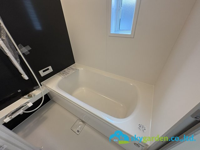 平塚市岡崎第23　新築戸建　全3棟2号棟の浴室