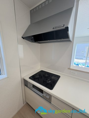 平塚市岡崎第23　新築戸建　全3棟2号棟のキッチン