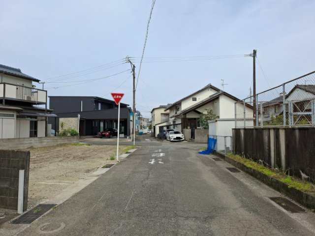 恒久2丁目の前面道路含む現地写真