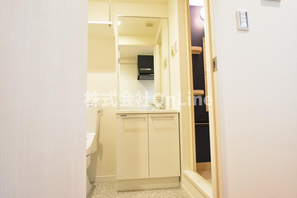 八尾市本町５丁目の賃貸マンションの独立洗面台