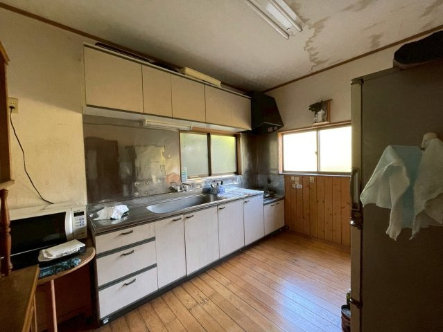 茨城県行方市吉川　中古戸建のキッチン