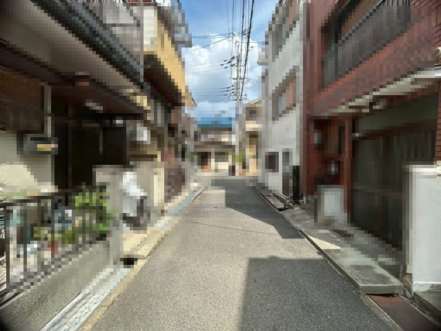 向日市物集女町燈篭前の前面道路含む現地写真|前道：北側約4.0ｍ