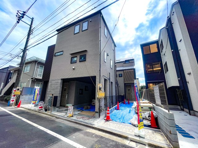 練馬区豊玉南3丁目　ZEH水準　省エネ大型邸宅