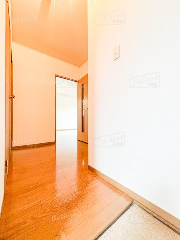 ハイネス迎野の玄関|シューズボックス付きの玄関☆