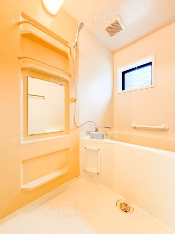 ハイネス迎野の浴室|綺麗なお風呂です♪