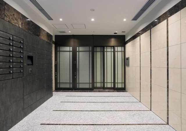 ザ・レジデンス東京駅前のエントランス