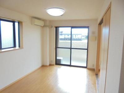 【寝室】 | ファミール　ガーデン | リビング