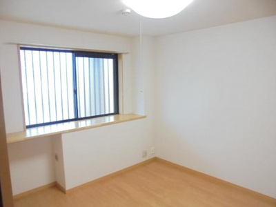 【寝室】 | ファミール　ガーデン | 寝室