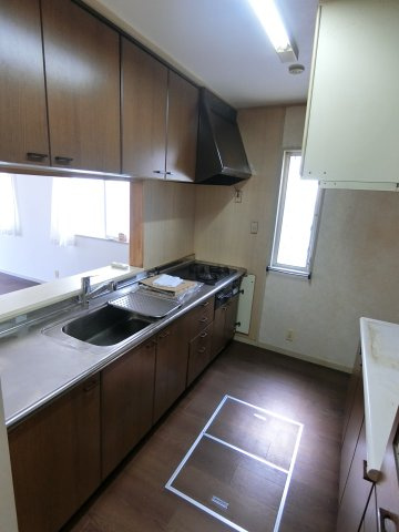 神戸市西区竹の台5丁目　中古戸建のキッチン|対面キッチンです