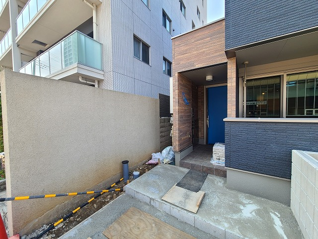 ジョイフルガーデン金山町のエントランス|★建物エントランスの画像です。★