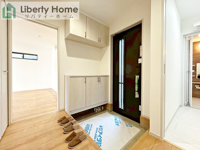 日立市西成沢町2丁目23-P1　新築戸建　9号棟の内観：施工例