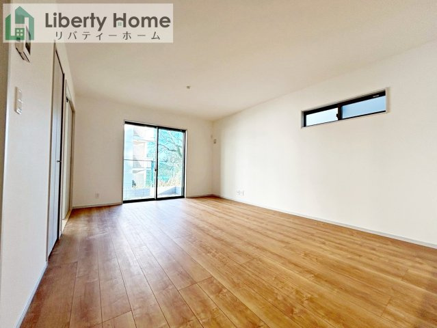 日立市西成沢町2丁目23-P1　新築戸建　9号棟の駐車場