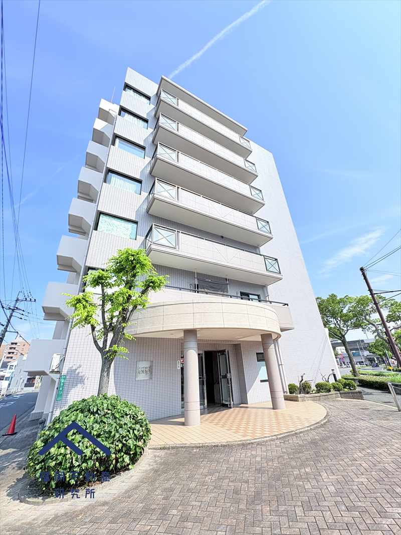 コスモ小戸の外観