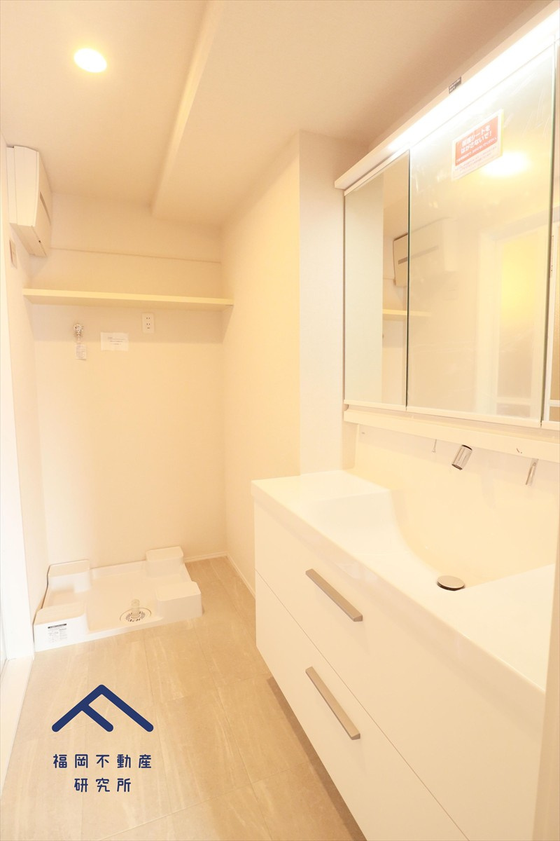 コスモ小戸の独立洗面台