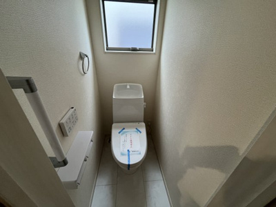 【トイレ】 | 【20万円ｷｬｯｼｭﾊﾞｯｸ対象物件】リーブルガーデン斑鳩町龍田3丁目 全2棟 2号棟