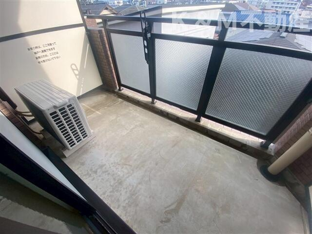 オアゾ桜台のバルコニー|暖かな日差しのふりそそぐバルコニー