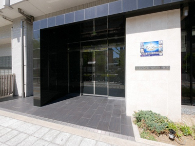 【エントランス】 | CITY SPIRE難波グレイス | 建物の内部です