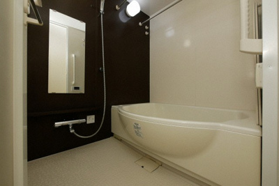 【浴室】 | CITY SPIRE難波グレイス | きれいなお風呂です