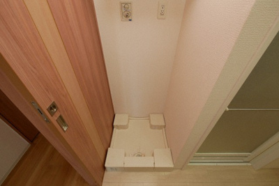 【設備】 | CITY SPIRE難波グレイス | 洗濯機置き場です