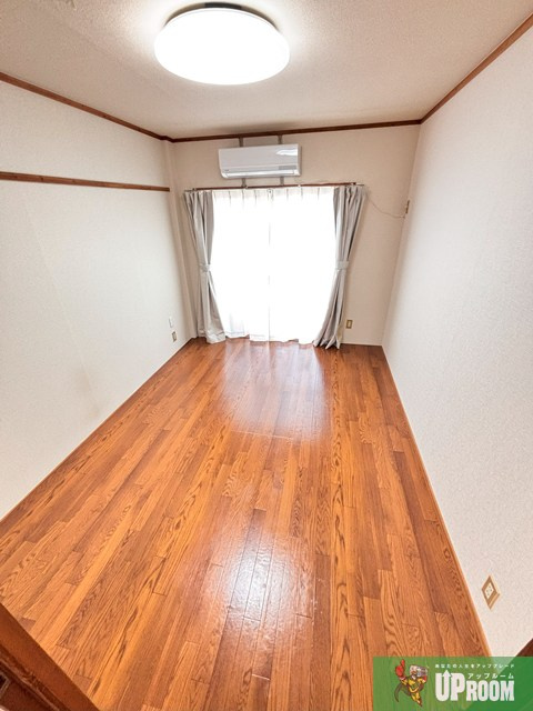 丸善コーポの洋室