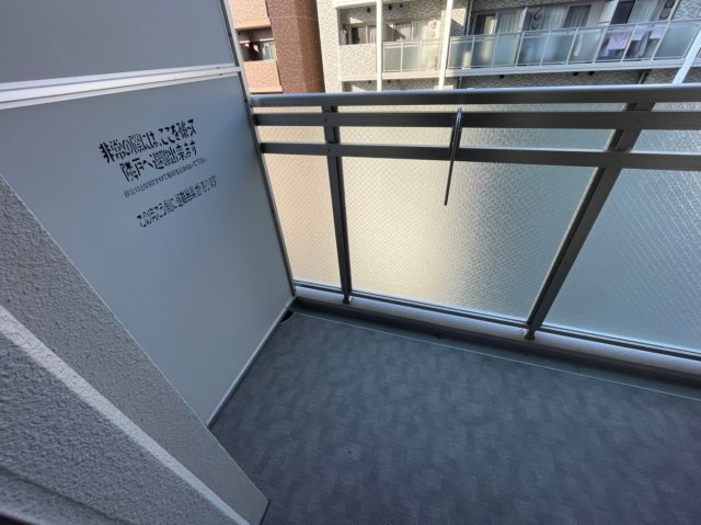 エスリード京橋WESTのバルコニー