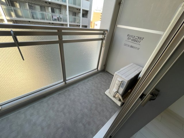 エスリード京橋WESTのバルコニー