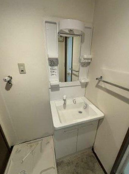 アイランドヒルズの独立洗面台