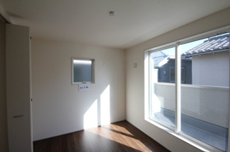 【洋室】 | 彦成17期 | 陽当り良好