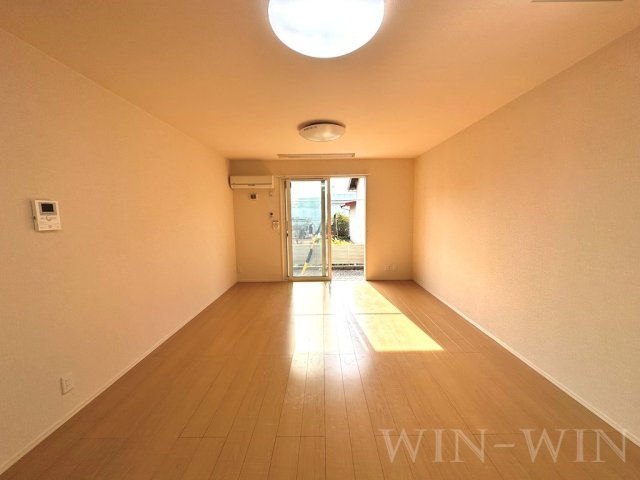 ハイム杉山 A棟の居間・リビング|イメージ（同建物内別部屋の写真です）