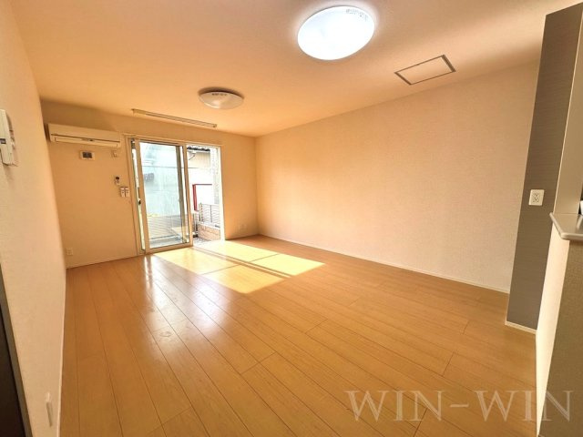 ハイム杉山 A棟の居間・リビング|イメージ（同建物内別部屋の写真です）