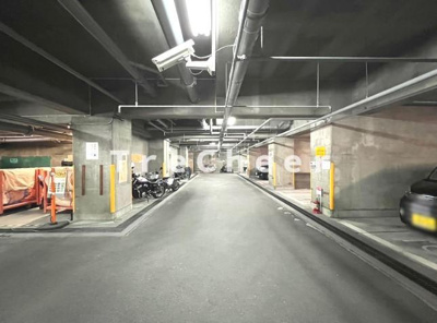 【駐車場】 | 永谷リヴュール新宿