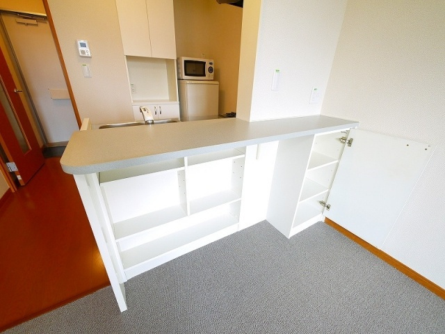 レオパレスケルンの収納|こまごまとしたものを収納できそうですね